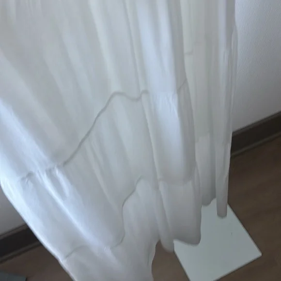 Tiered Dress SZ M White Maxi Beachy Smocked Ruffle Cottagecore Resort Fairycore - Picture 10 of 16